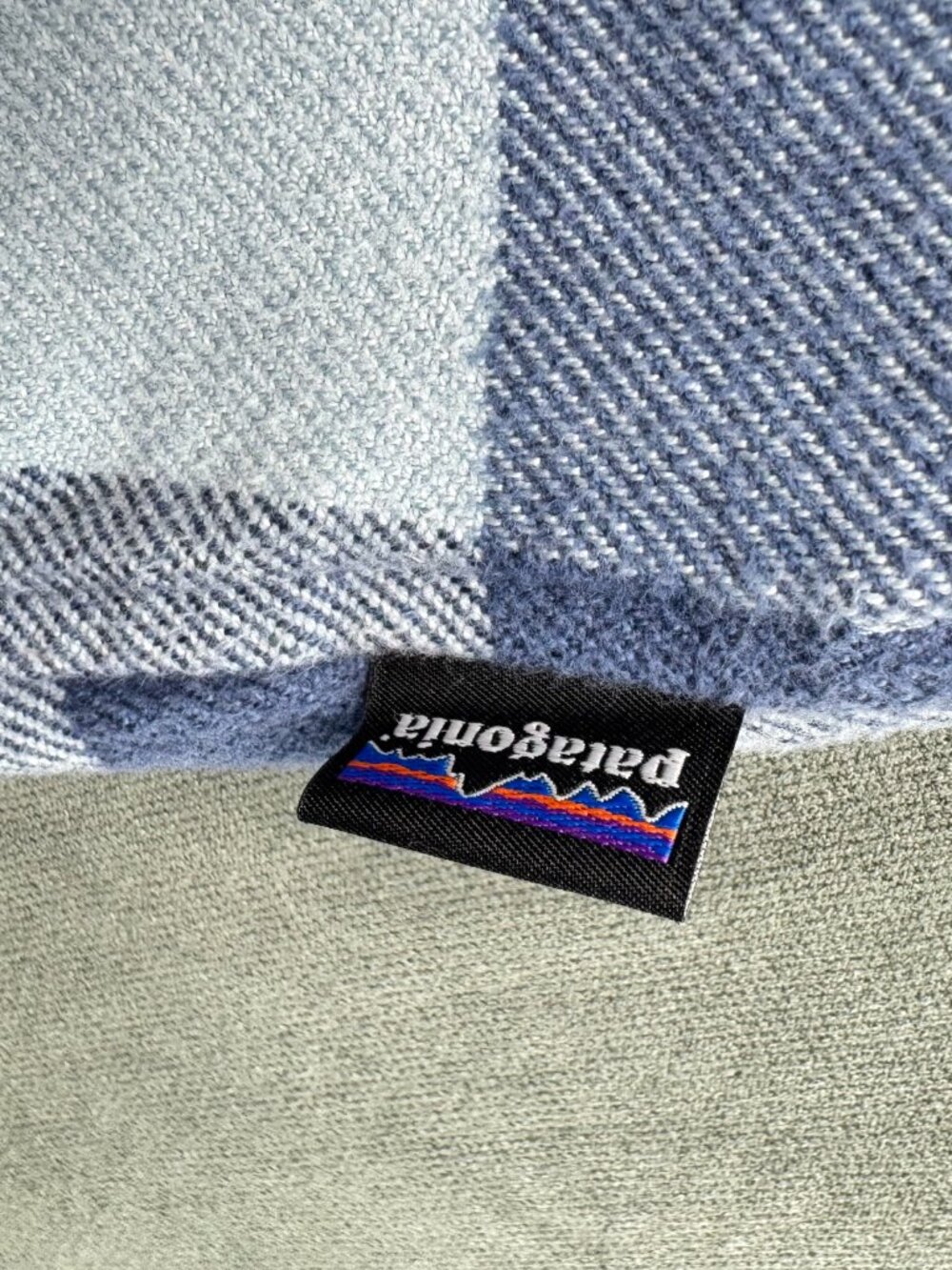 Patagonia Organic Cotton Flannel Button Down Shirt Women’s Small Blue Plaid - Picture 3 of 12